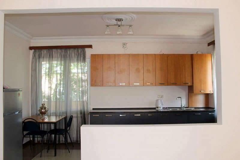 Family & Friends Guest House Дилиян Екстериор снимка